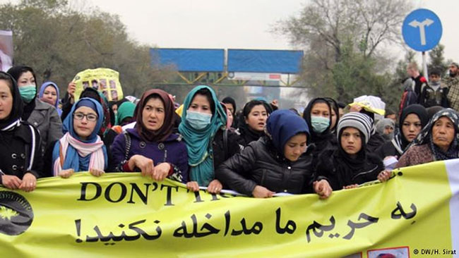 مسیر دشوار آزادی و مشارکت سیاسی برای زنان! 